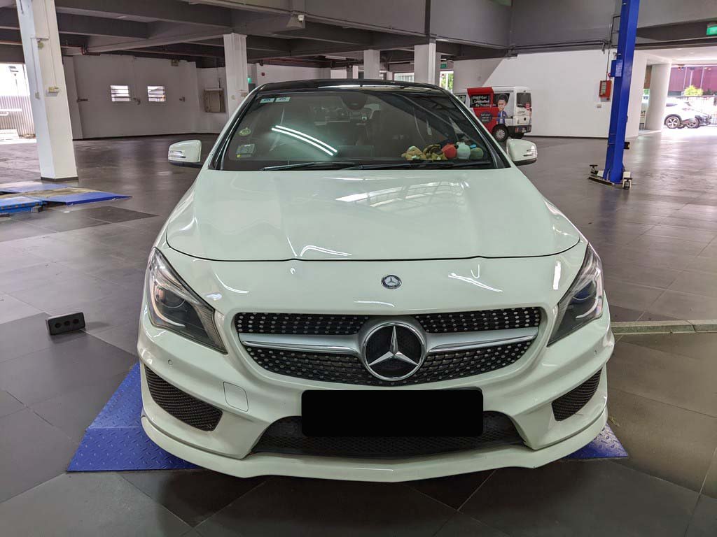 Mercedes Benz CLA180 (R18 BI)