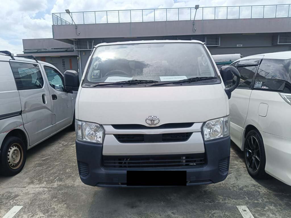 Toyota Hiace 2.0 DX Auto