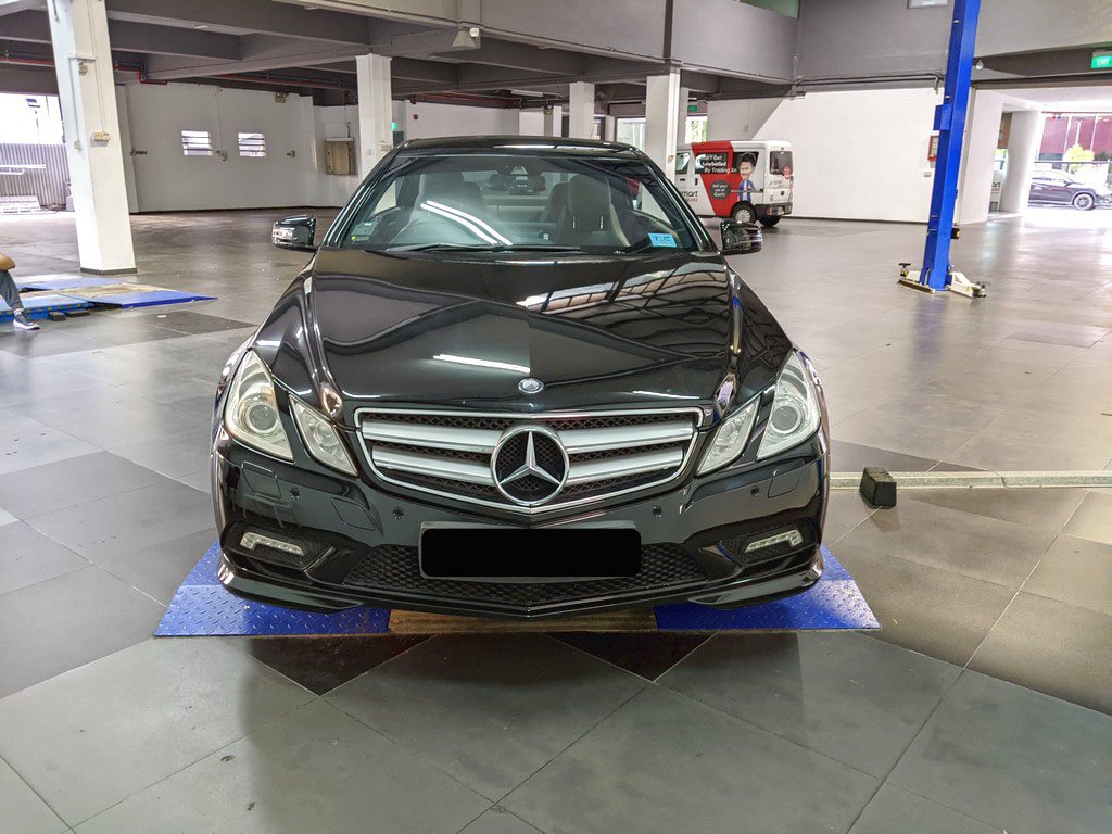 Mercedes Benz E200 Cgi A (COE Till 07/2030)