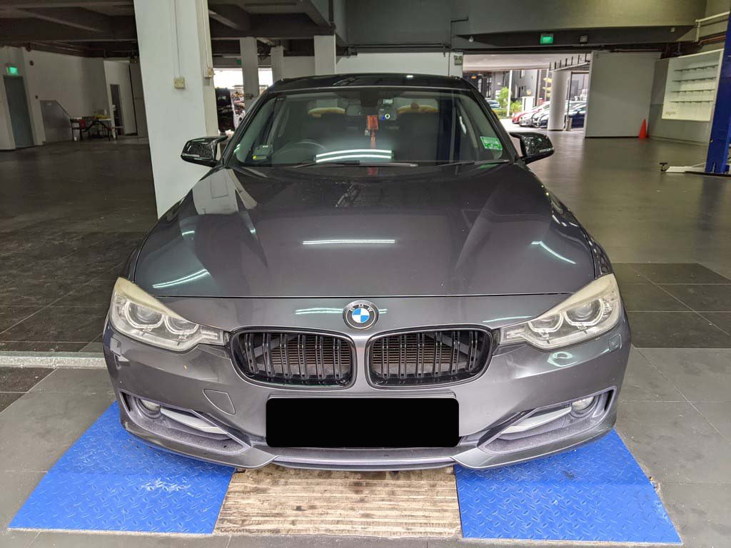 BMW 316I 1.6 At D/ab 4dr Abs Hid (COE Till 12/2033)