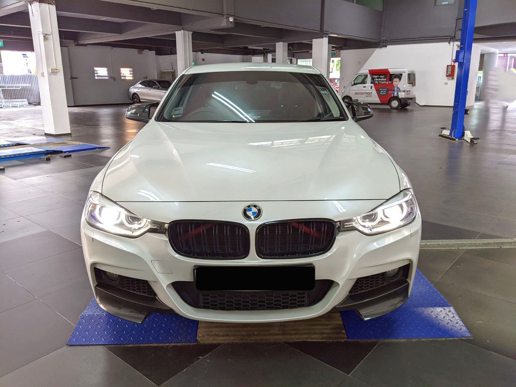 BMW 320i Efficientdynamics A/t 2wd Nav Hid