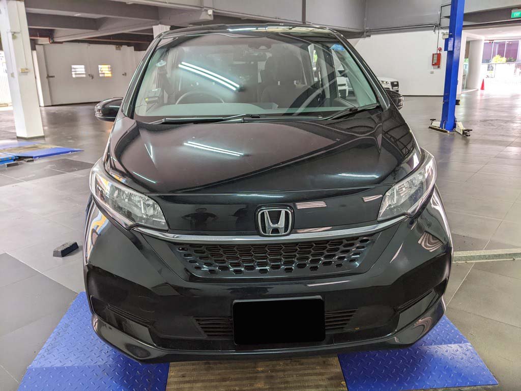 Honda Freed 1.5B CVT