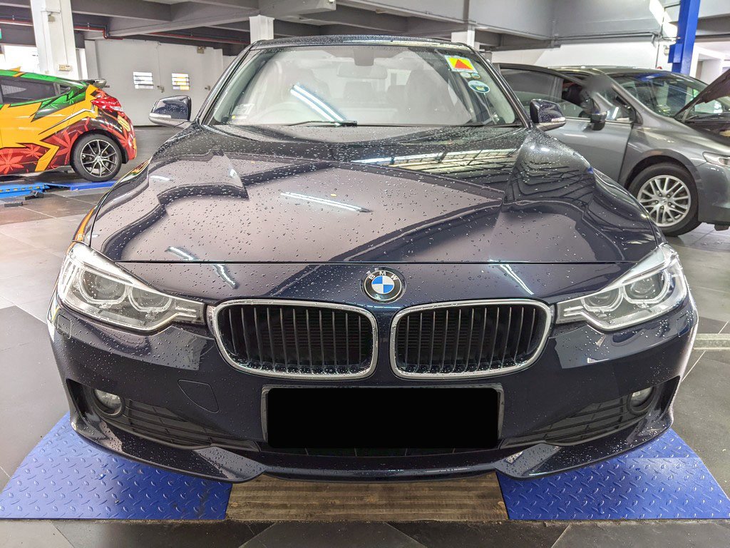 BMW 320i Efficientdynamics A/t 2wd Nav Hid