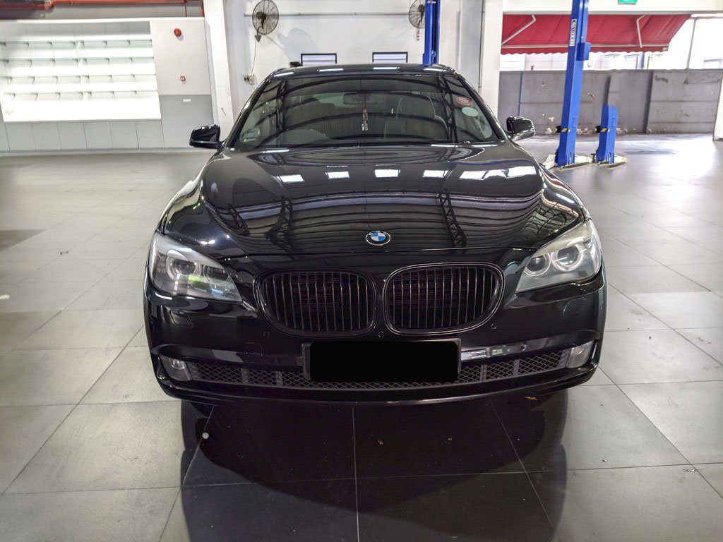 BMW 740li 3.0l A/t Abs D/ab 2wd 4dr Hid Sr (COE Till 09/2029)