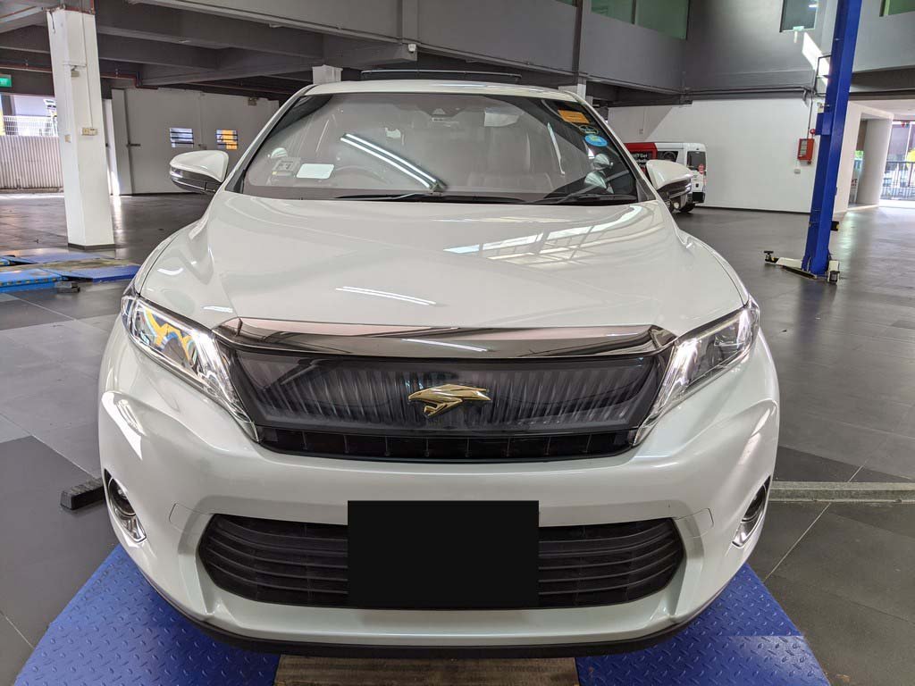Toyota Harrier 2.0 Premium AT Airbag 2wd 5dr