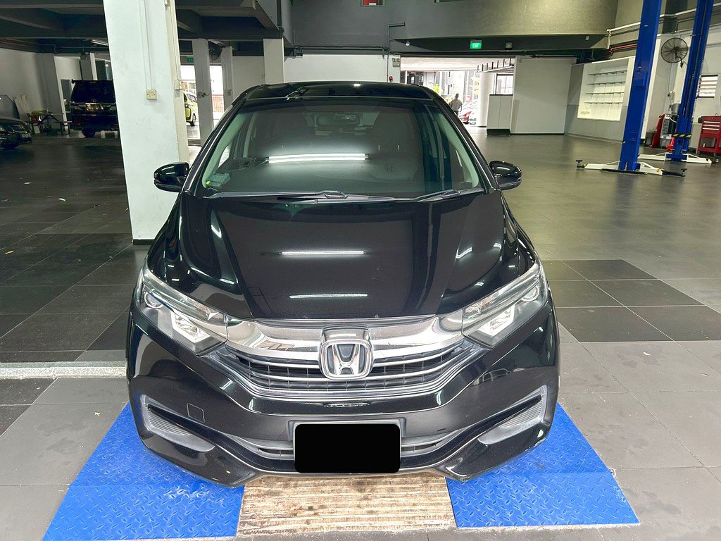 Honda Shuttle 1.5 Auto (Hybrid)