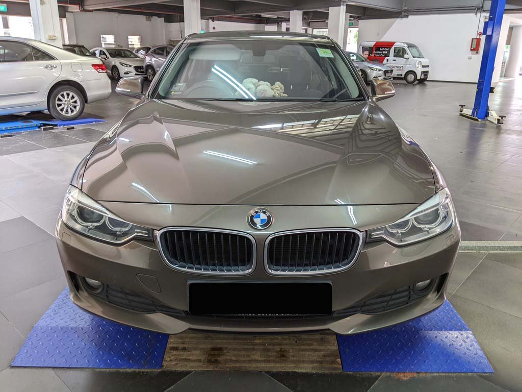 BMW 316I 1.6 At D/ab 4dr Abs Hid (COE Till 09/2028)