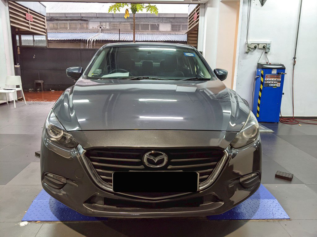 Mazda 3 Sedan 1.5 At Eu6