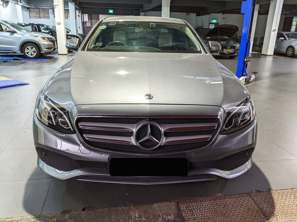 Mercedes Benz E200 Sedan Avg (R18 Led)