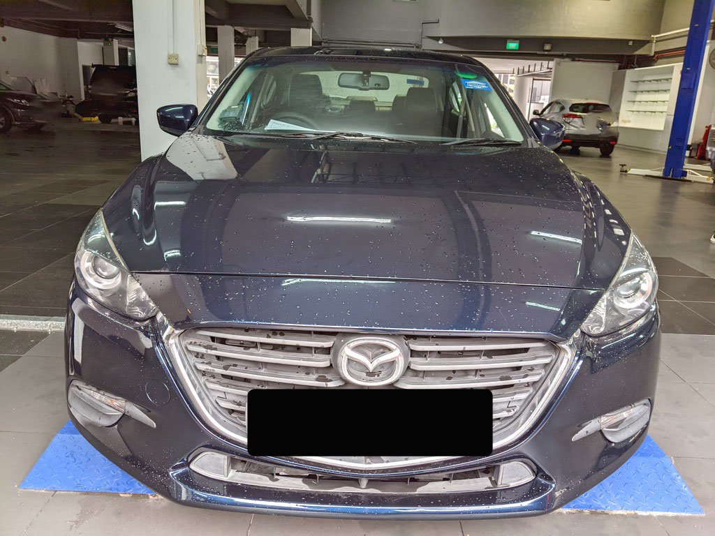 Mazda 3 Sedan 1.5 At Eu6