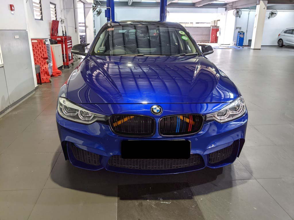 BMW 318I Sedan Led