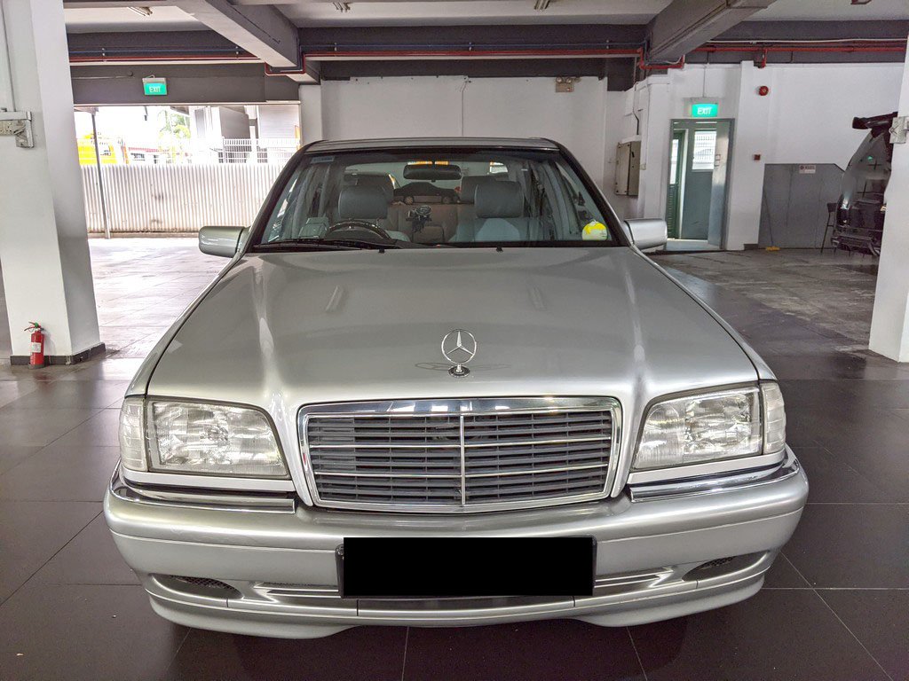 Mercedes Benz C200 Auto (COE Till 05/2027)