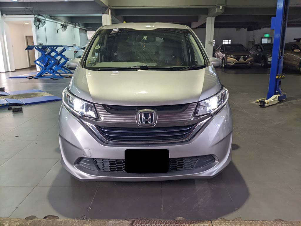 Honda Freed 1.5G Auto (Hybrid)