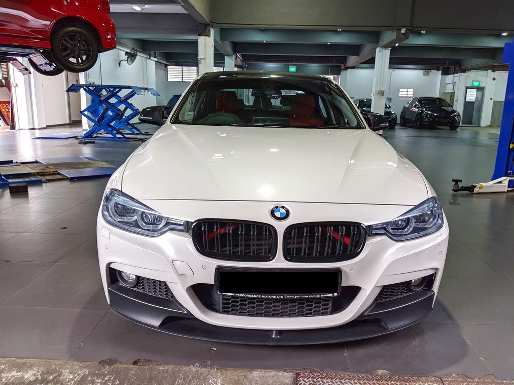 BMW 320I Sedan LED NAV