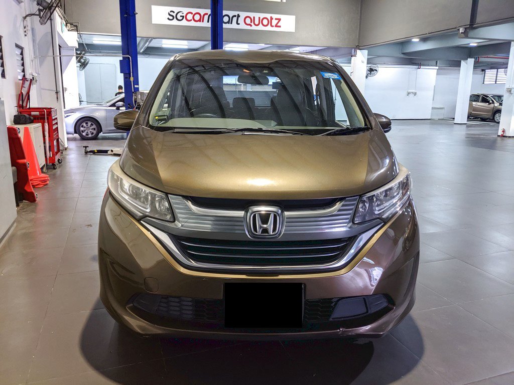 Honda Freed 1.5g Auto (Hybrid)
