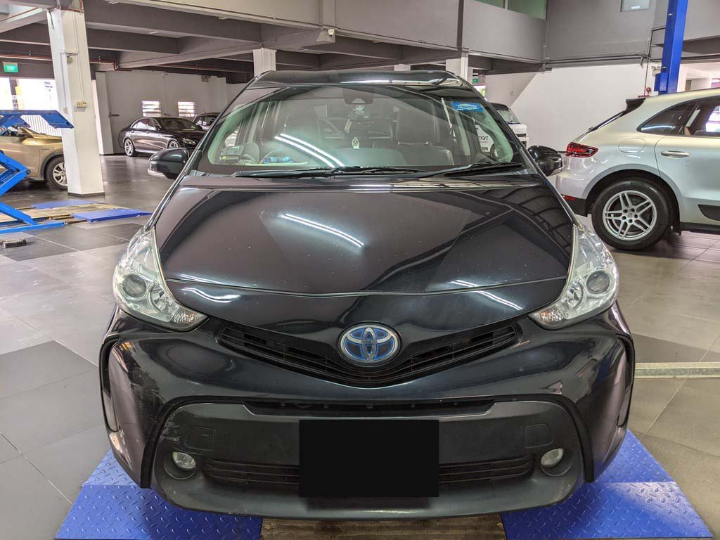 Toyota Prius Alpha Hybrid 1.8s Cvt (Hybrid)