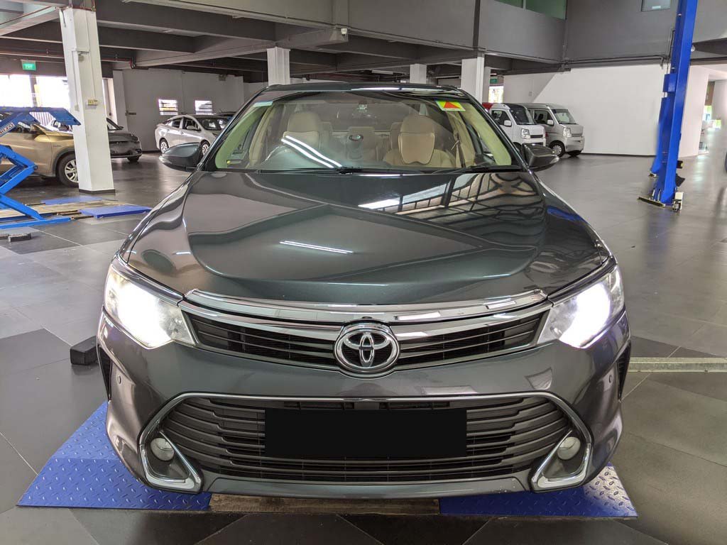 Toyota Camry 2.5 Auto