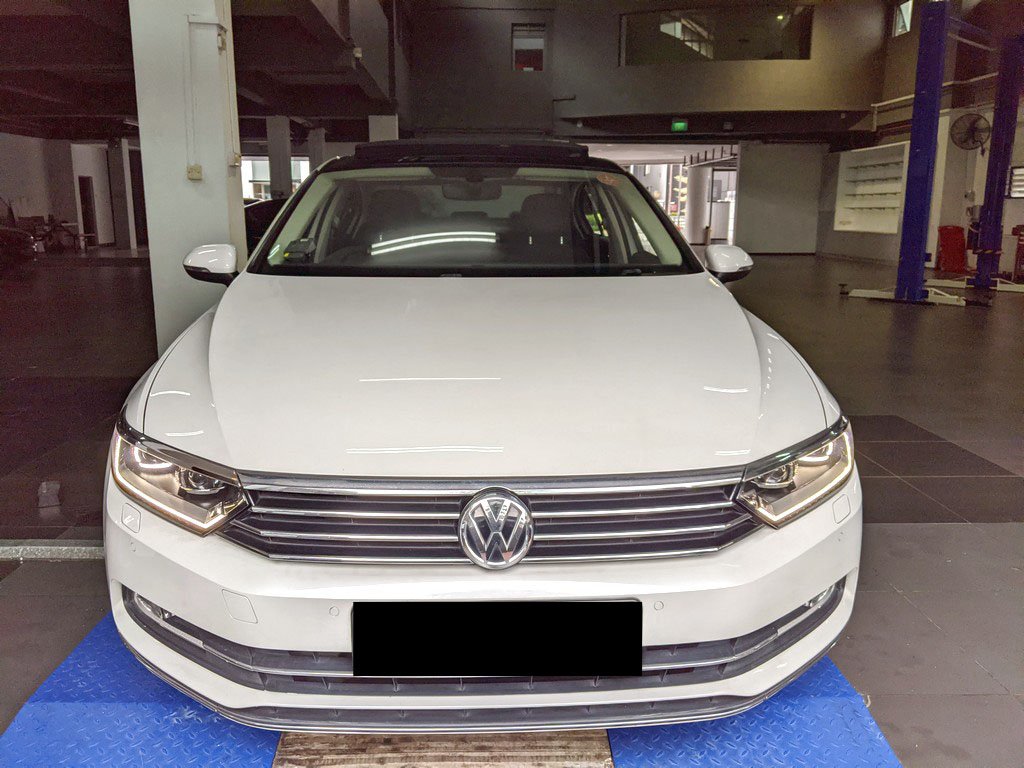 Volkswagen Passat B8 2.0 Tfsi At Sr 3g24my