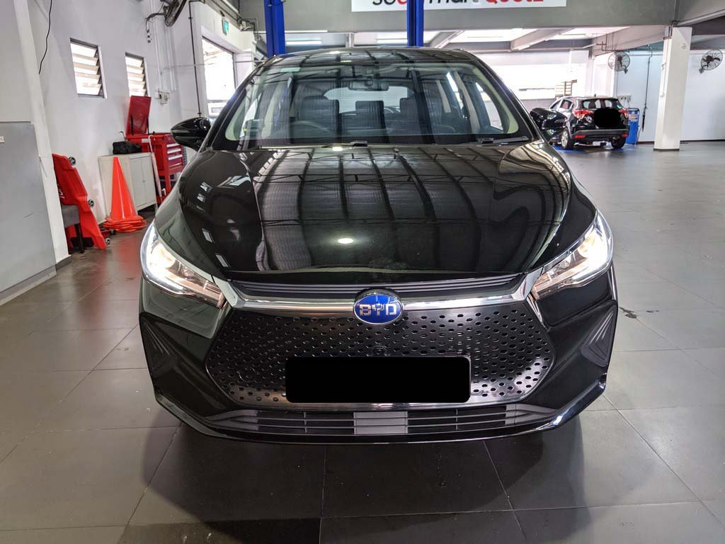 Byd E6 (ME 2) (Electric Vehicle)