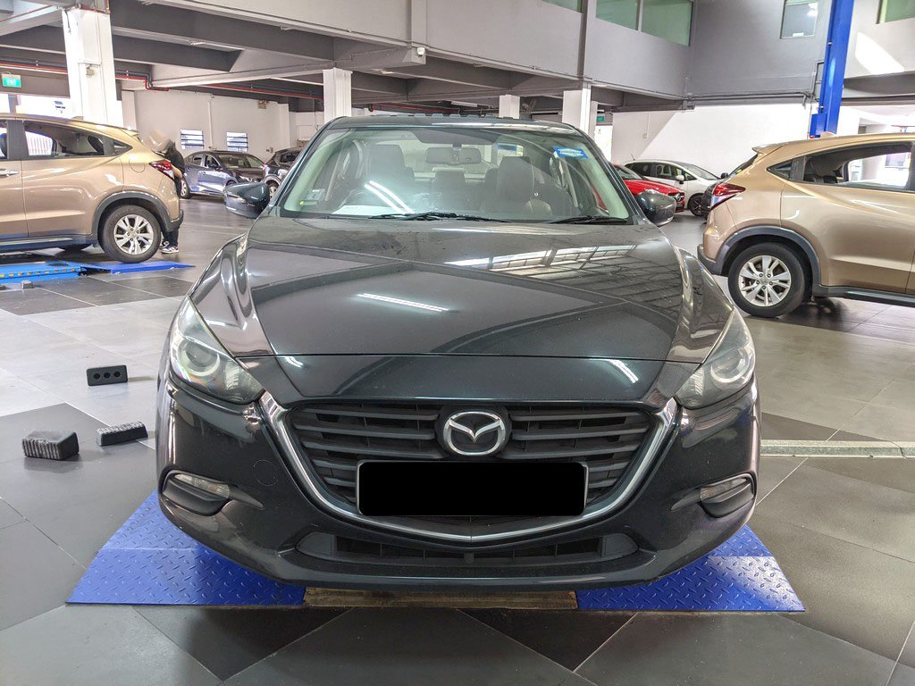 Mazda 3 Sedan 1.5 At Eu6