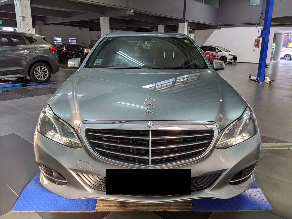 Mercedes Benz E200 Sedan (R17) (COE Till 05/2034)