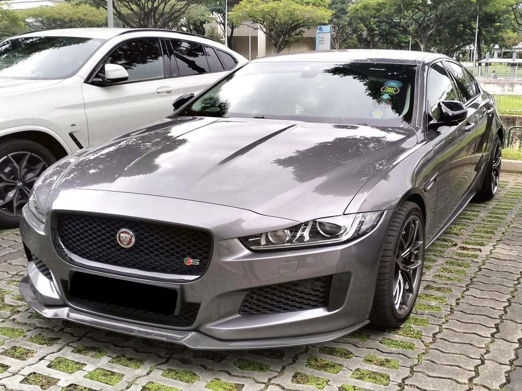 Jaguar Xe 2.0 I4