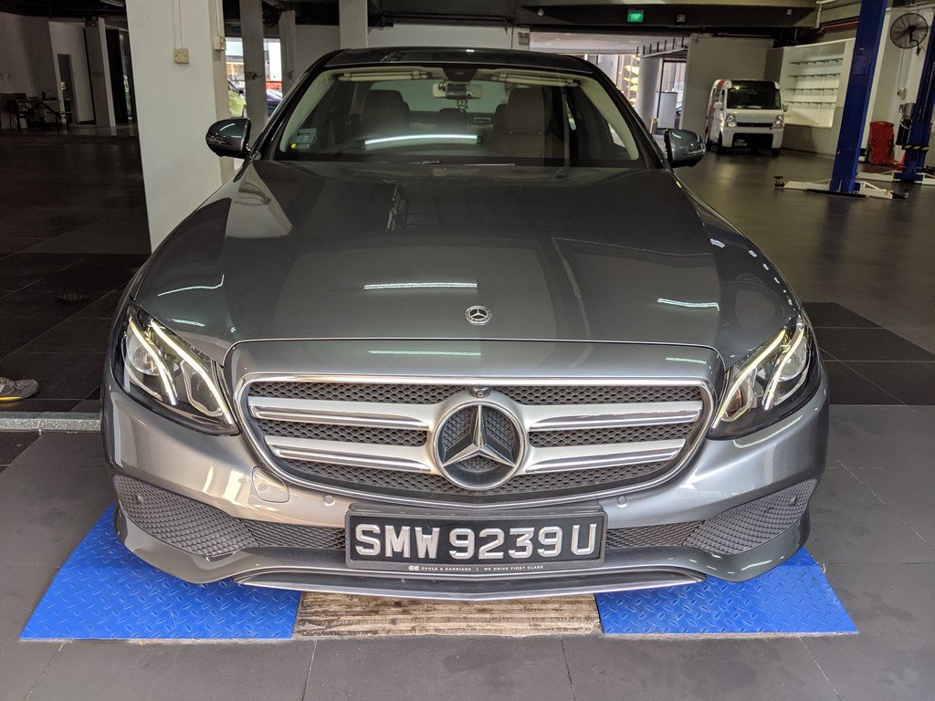 Mercedes Benz E200 Avg (r18 Led)