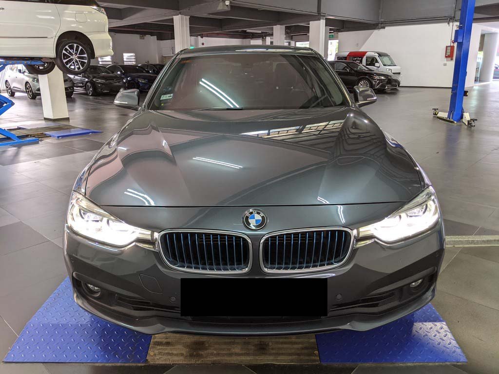 BMW 330E Led Nav Hud