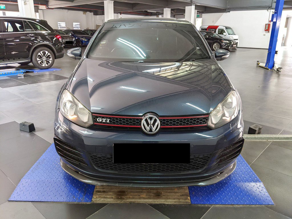 Volkswagen Golf Gti 2.0l At 5dr 5k19v3 (COE Till 09/2029)