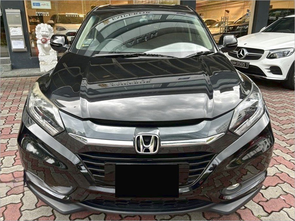 Honda Vezel 1.5X CVT