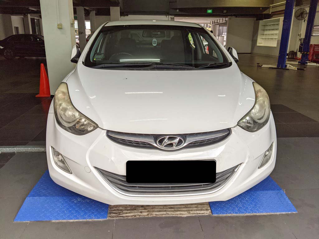 Hyundai Elantra 1.6 At Abs D/ab 2wd 4dr (COE Till 09/2026)