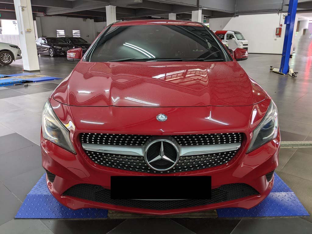 Mercedes Benz CLA180 (R18 BI)