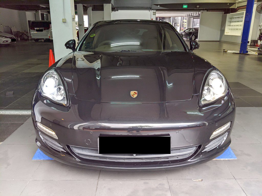 Porsche Panamera (COE Till 05/2030)