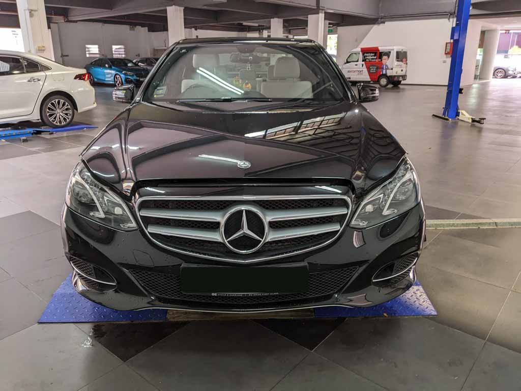 Mercedes Benz E250 Sedan (r18)