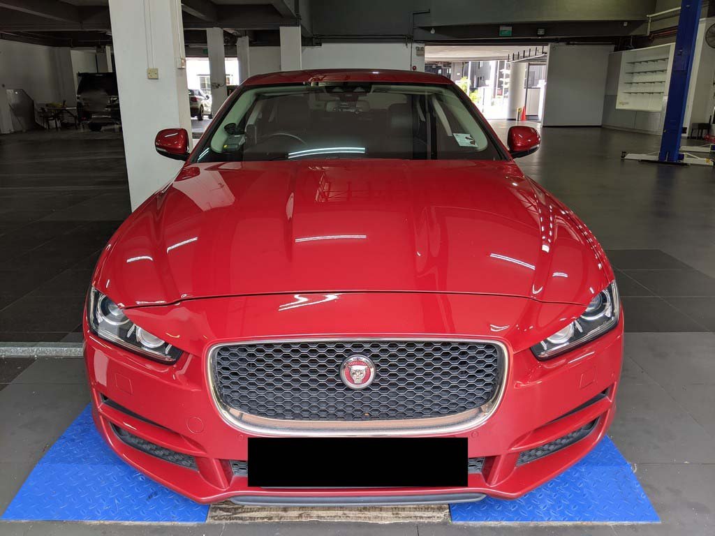 Jaguar XE 2.0 I4