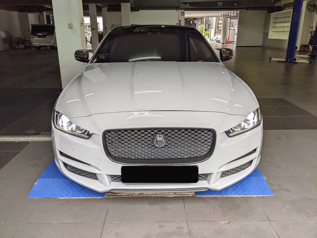 Jaguar XE 2.0 I4
