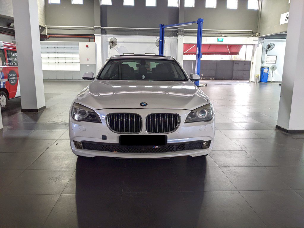 BMW 730li At Abs D/ab 2wd 4dr Nav Hid Sr (COE Till 02/2032)