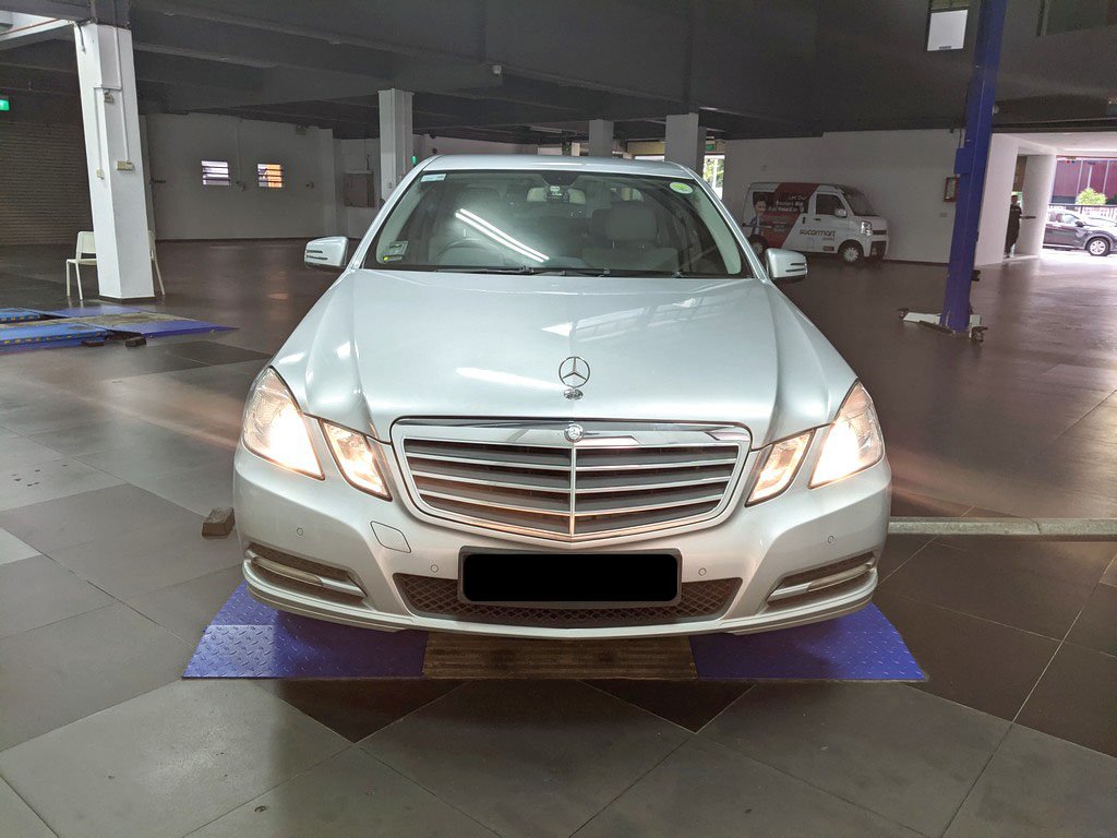 Mercedes Benz E200 Cgi A (COE Till 05/2031)