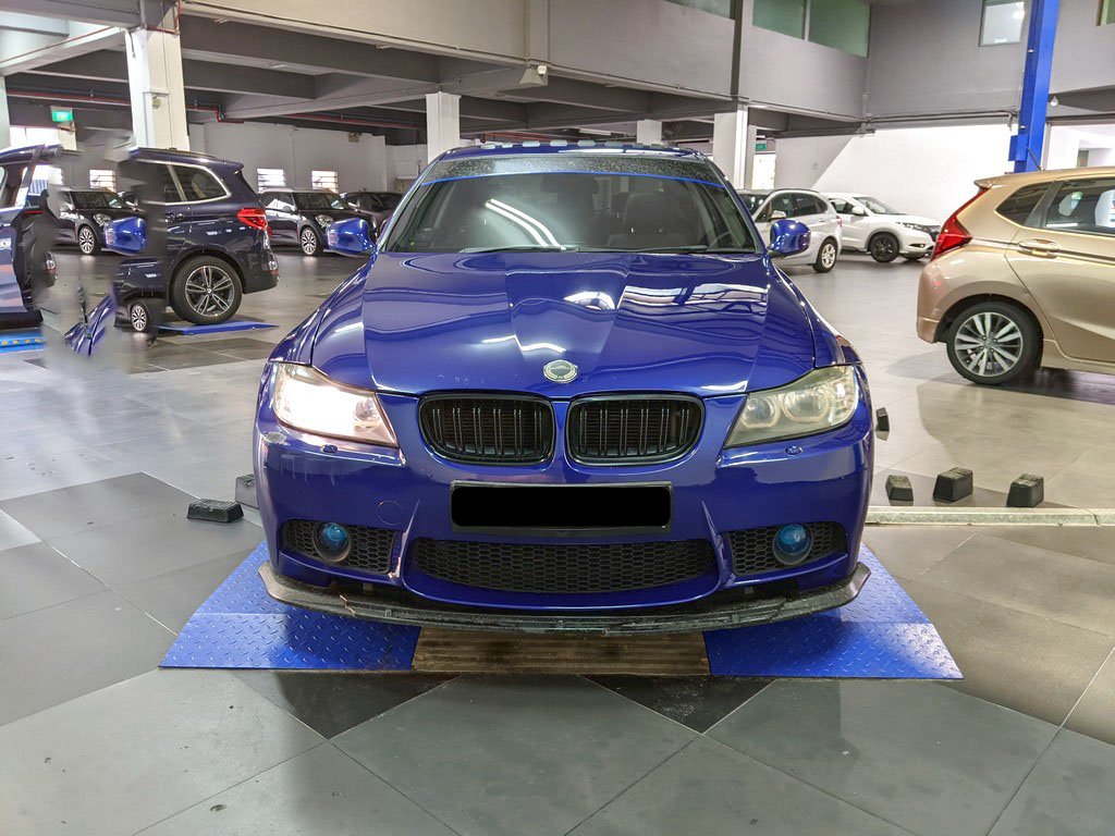 BMW 318i 2.0 At D/ab 2wd 4dr Gas/d Sr Drl (COE Till 03/2030)