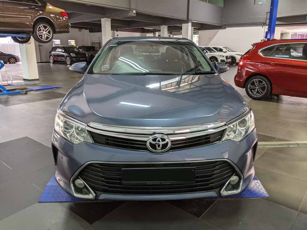 Toyota Camry 2.0 Auto