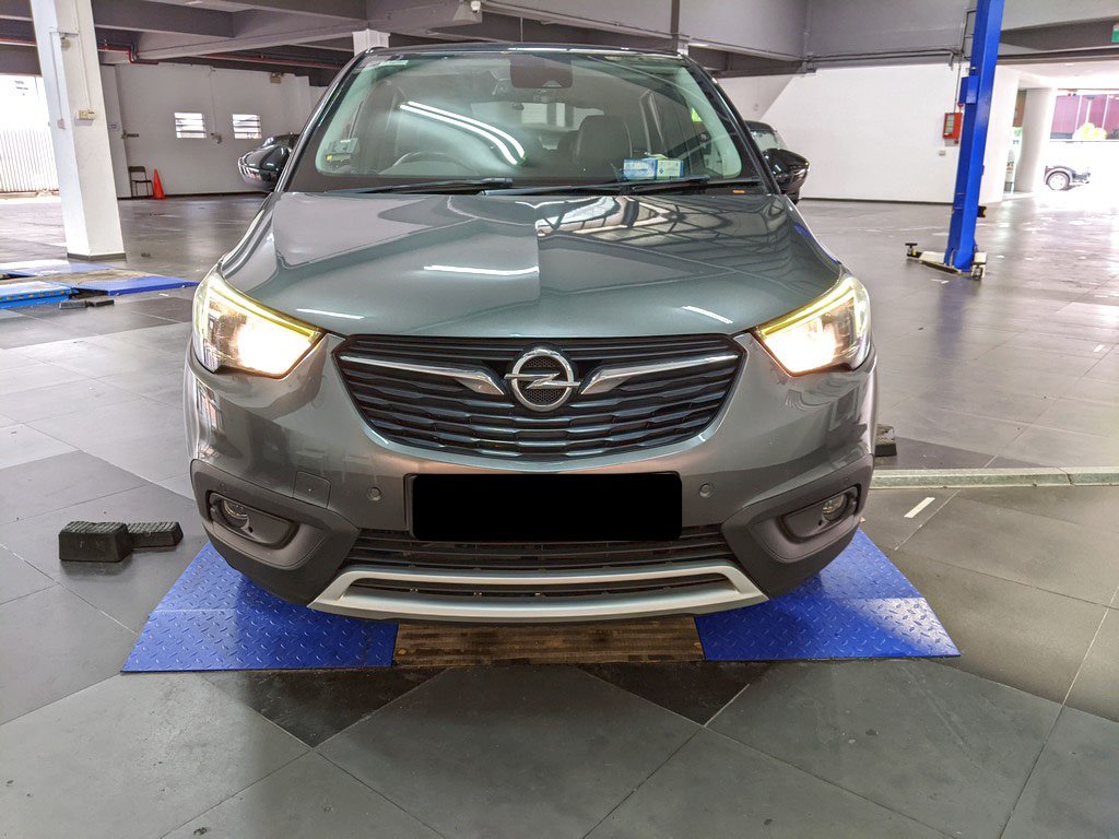 Opel Crossland X B12xht At
