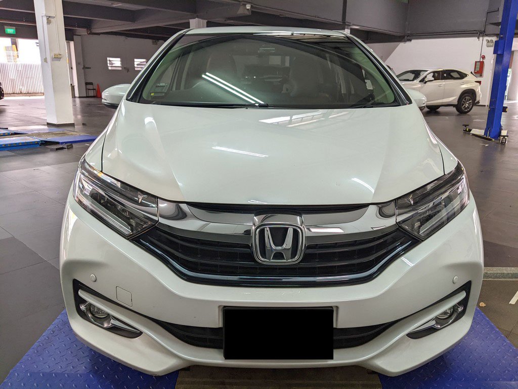 Honda Shuttle 1.5 Auto (Hybrid)