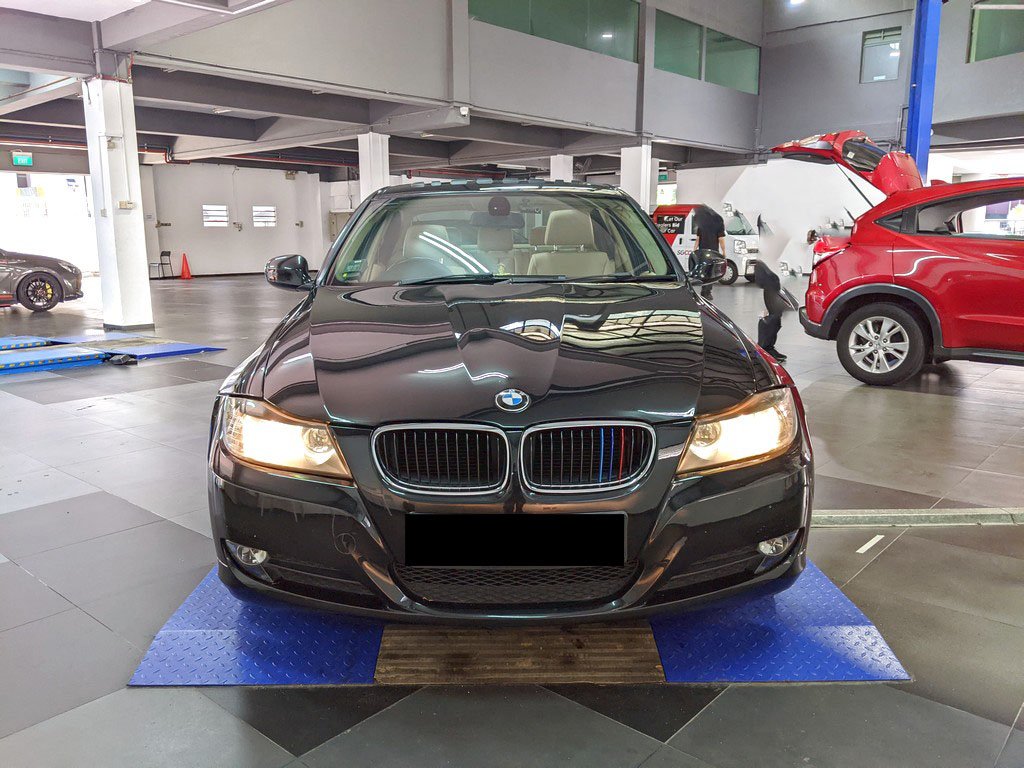 BMW 318i 2.0 At D/ab 2wd 4dr Gas/d Sr Drl (COE Till 06/2030)