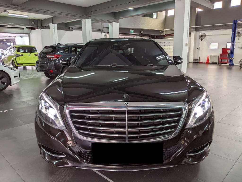 Mercedes Benz S320L (R19 Led)