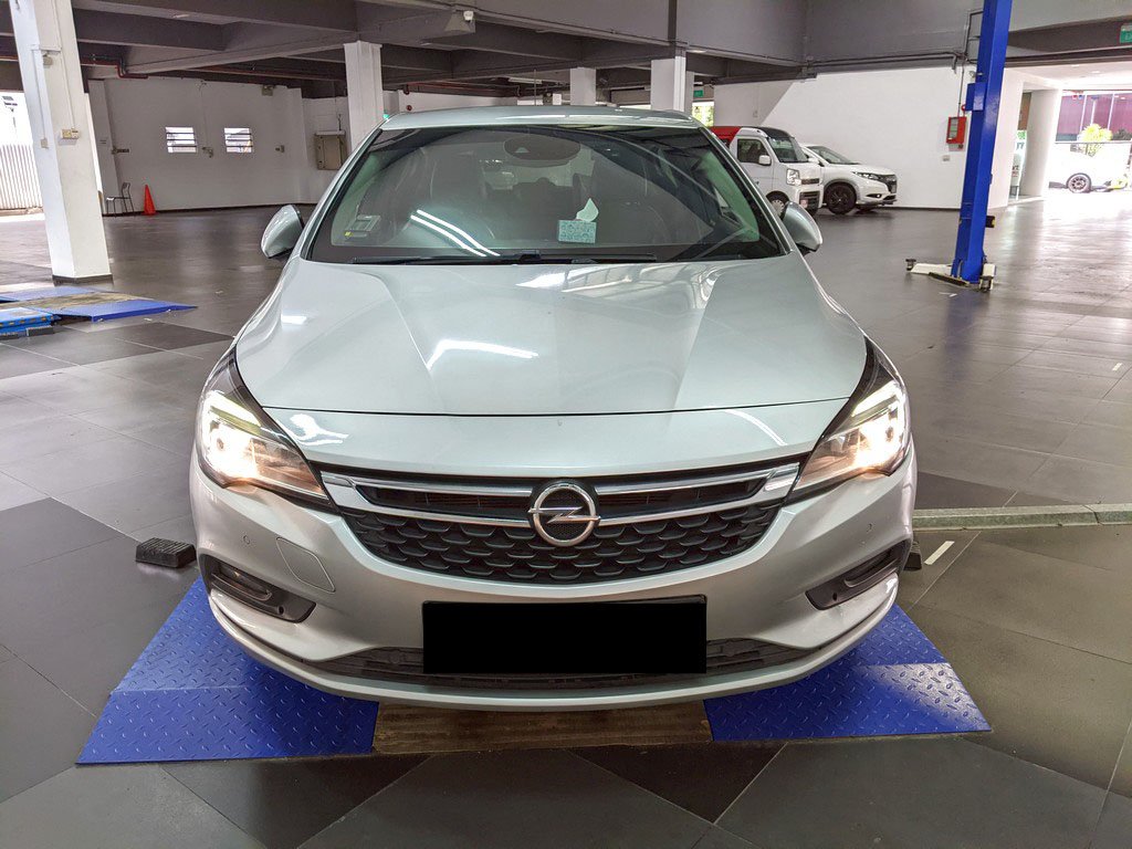 Opel Astra Hb 1.4 At