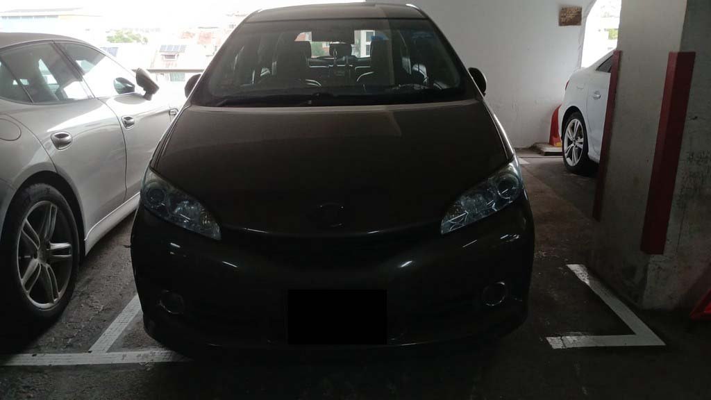 Toyota Wish 1.8X A (COE Till 03/2029)