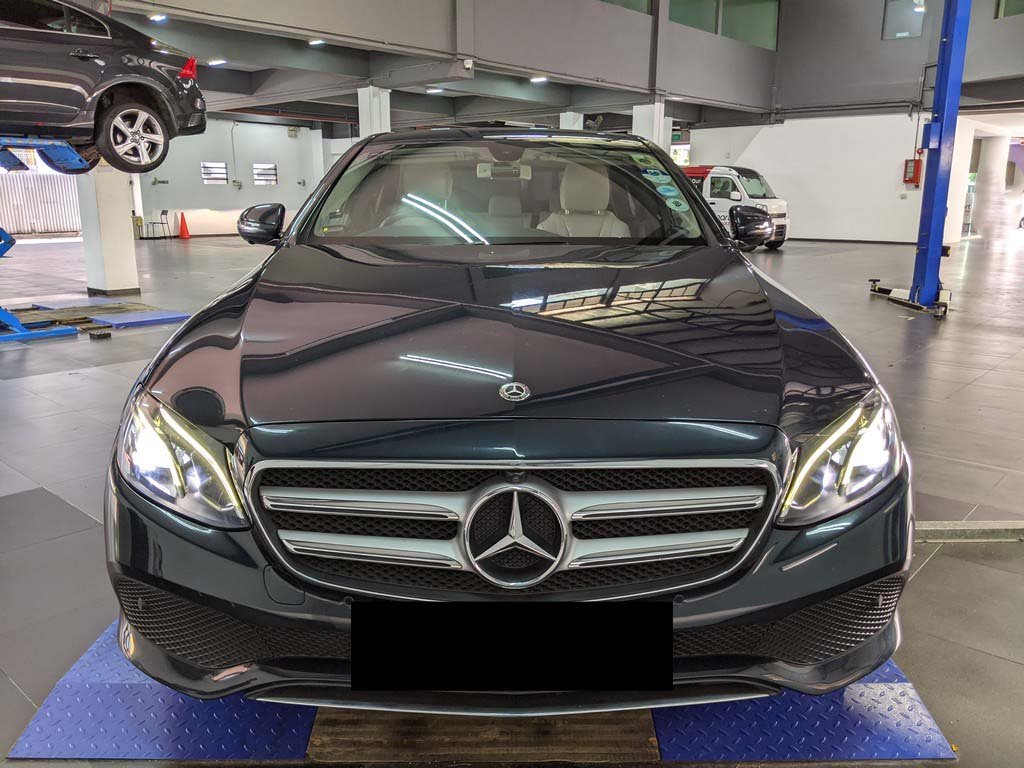 Mercedes Benz E200 Avg (R18 Led)