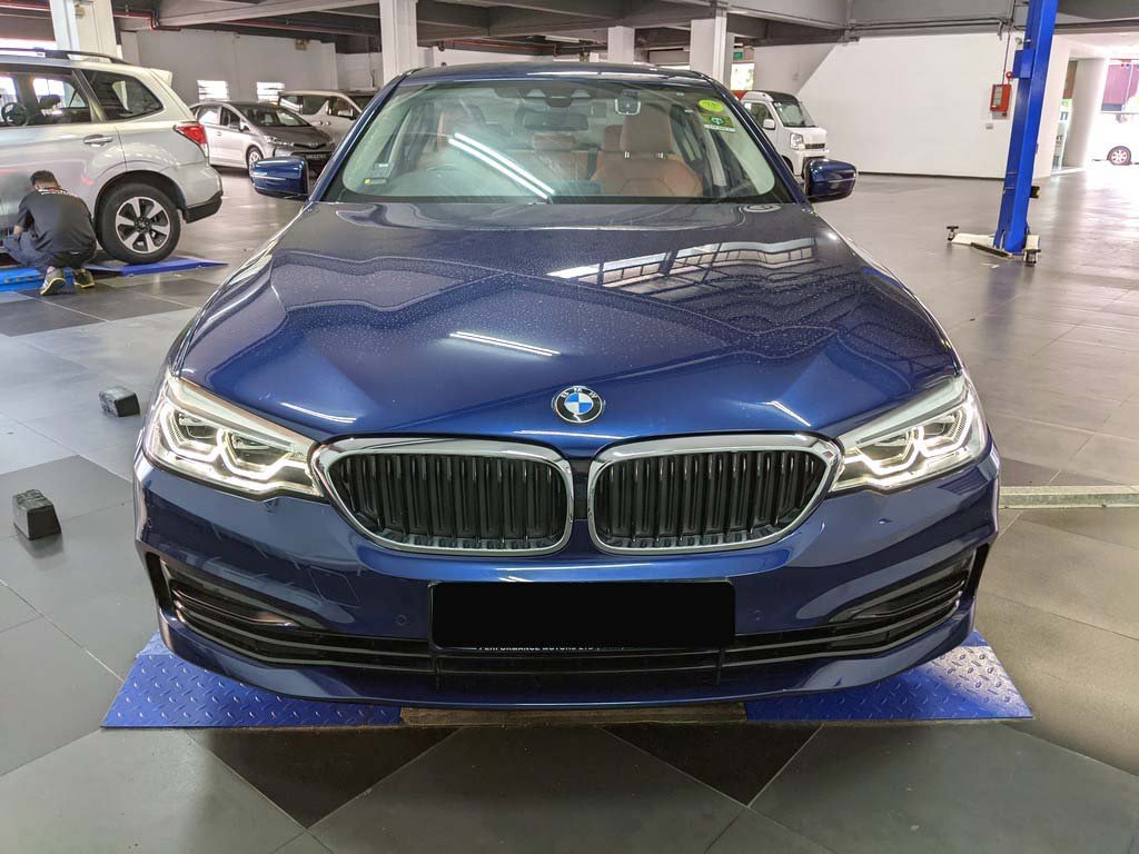 BMW 520I