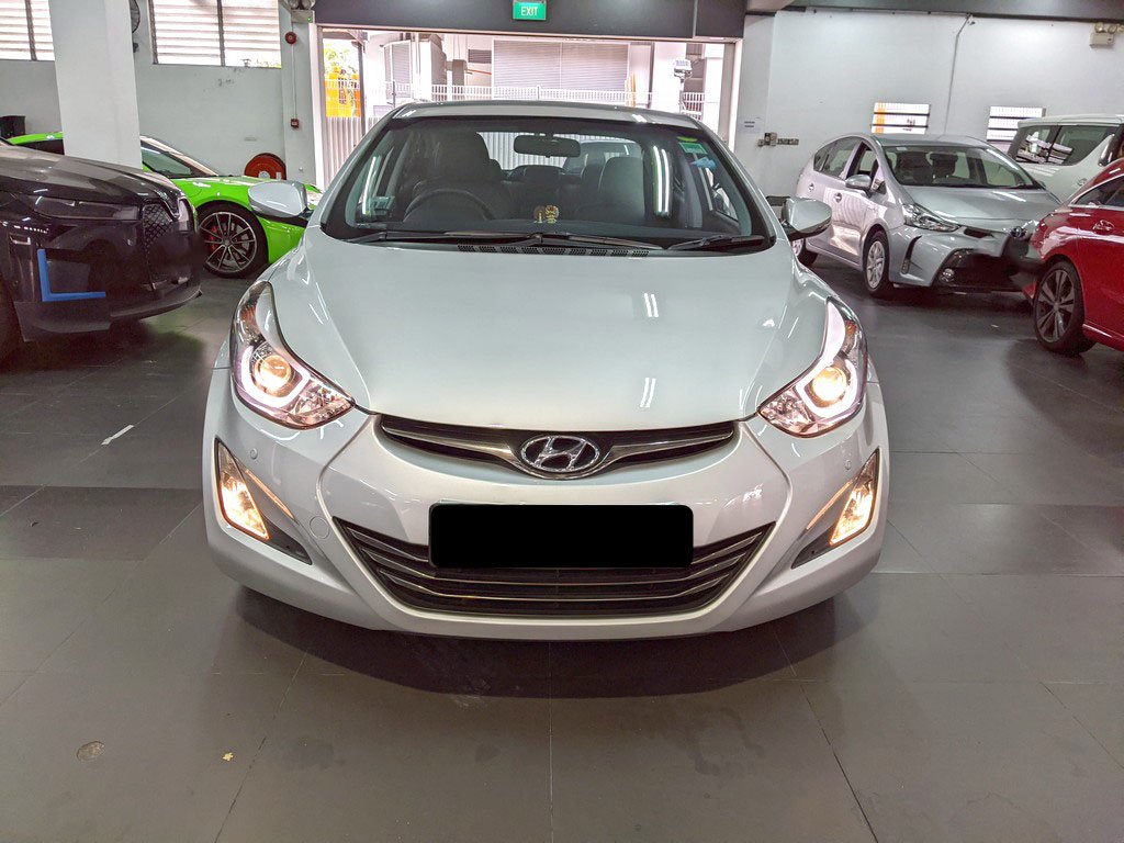 Hyundai Elantra 1.6 At Abs D/ab 2wd 4dr