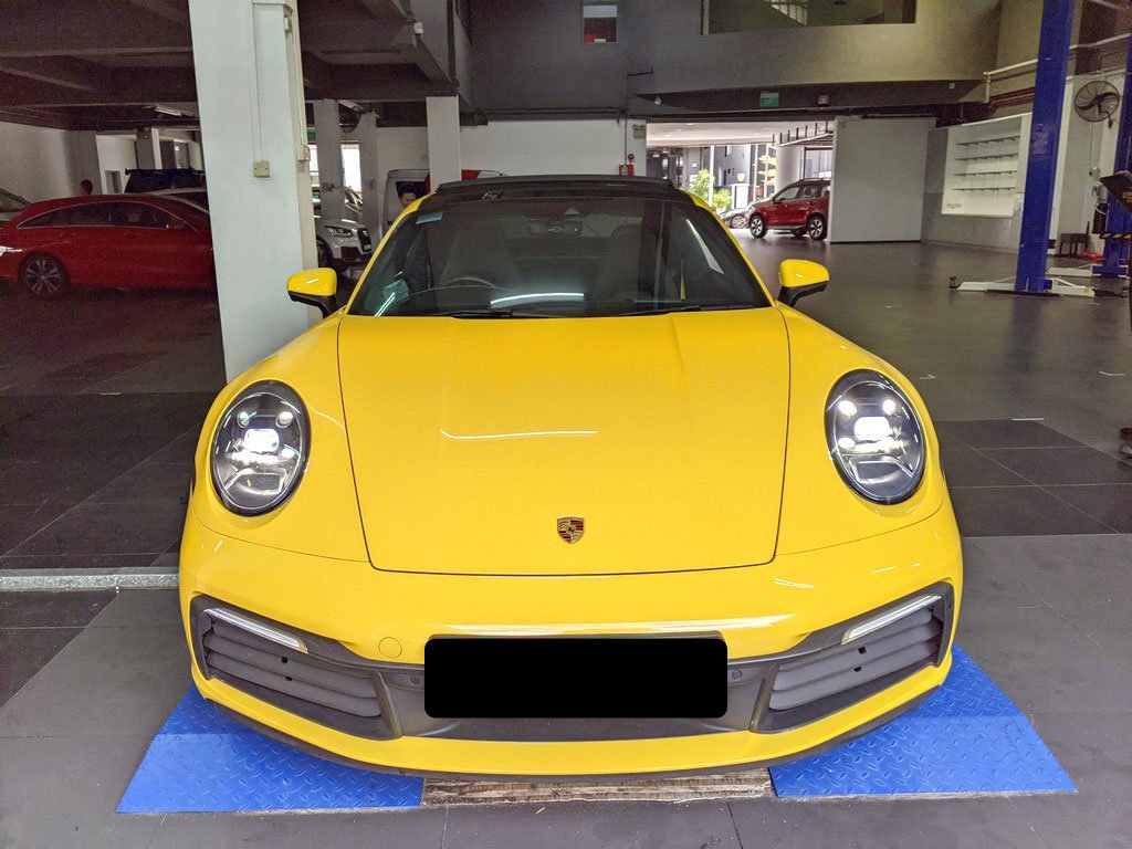 Porsche 911 Carrera 4 S A